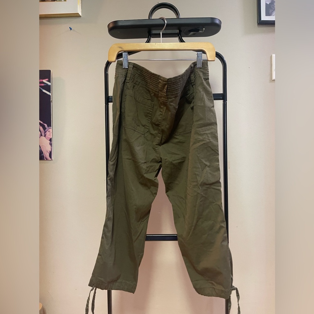 2/$20 George utility capris - Picture 2 of 2